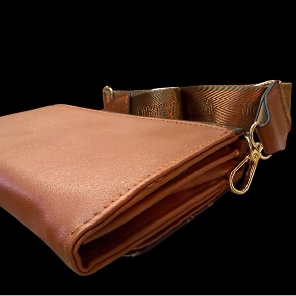 Valentino Orlandi Brown and Gold Crossbody Bag - Picture 9 of 10